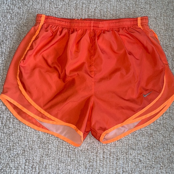 Nike Dri-Fit Tempo Running Shorts - Picture 1 of 4